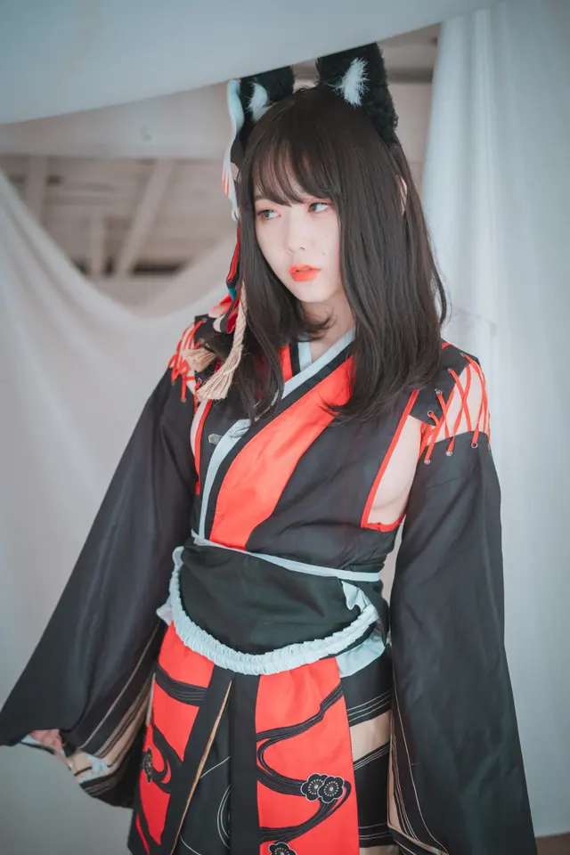 DJAWA Photo – Zia (지아): “Azur Lane IJN Yamashiiro”