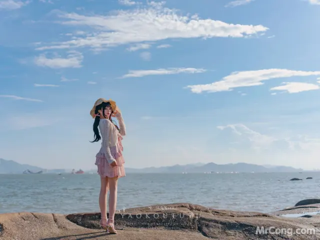 Coser@黏黏团子兔: 邻家小妹&日不落 (62 photos + 1 video)
