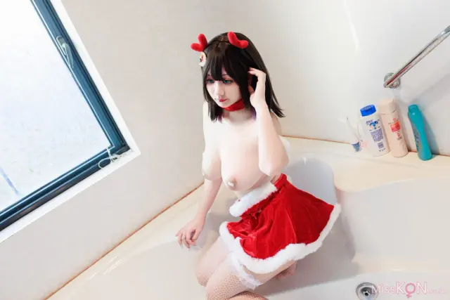 Coser@阿雪雪: 圣诞居家 (83 photos + 2 videos)